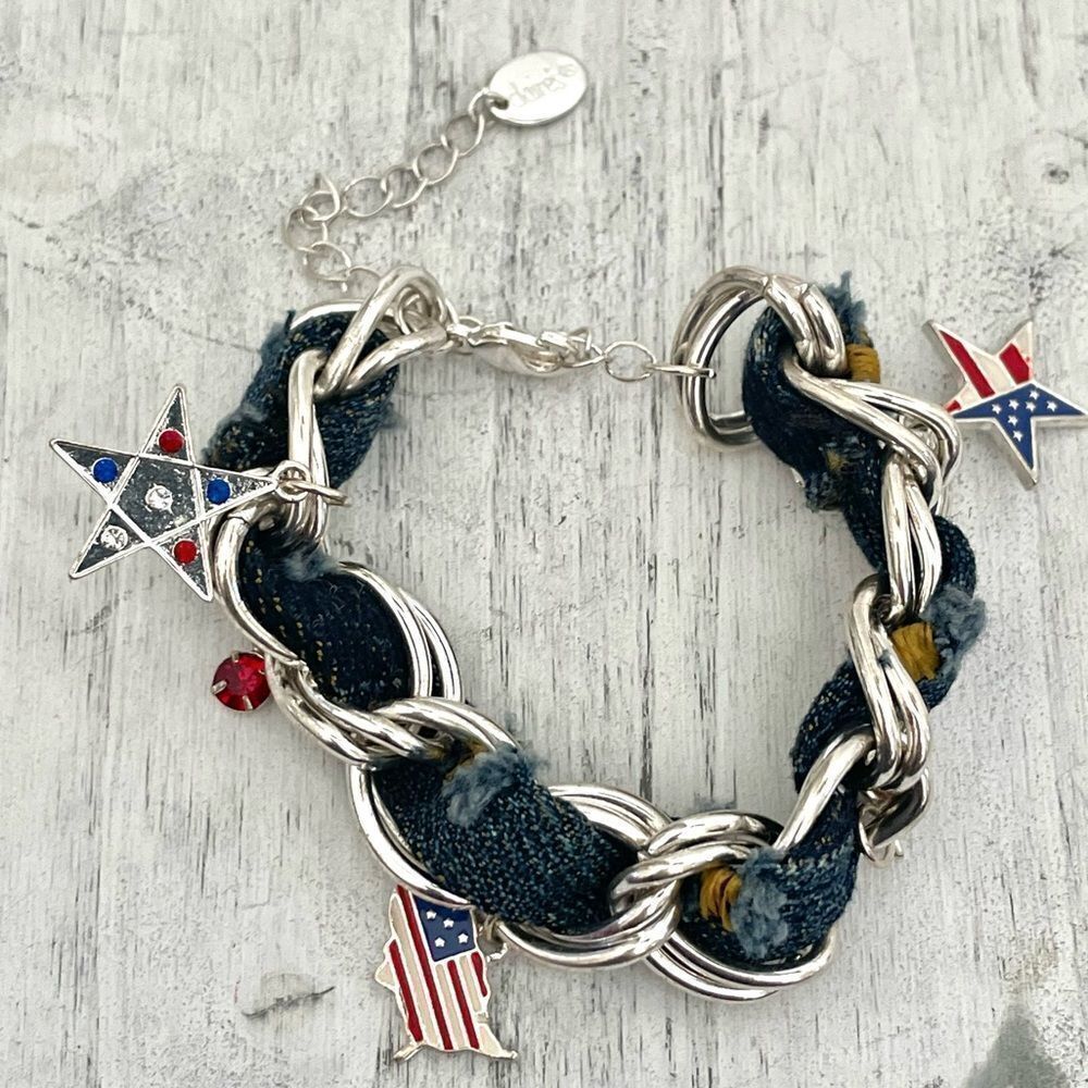 Claire’s silver denim USA charm bracelet